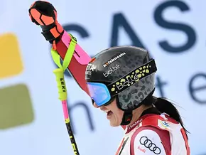 Brignone in St. Anton Super-G-Dritte hinter Macuga und Venier