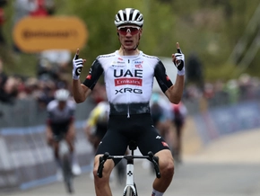 Ayuso gewinnt erste Giro-Bergankunft – Roglič übernimmt Rosa