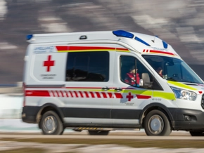 Mountainbiker in den Alpen schwer verletzt