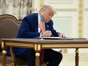 Trump setzt Besuch in Golfregion fort