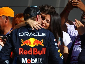 Formel-1-Weltmeister Verstappen erstmals Vater