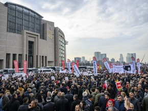 Proteste in Istanbul für inhaftierten Bürgermeister İmamoğlu