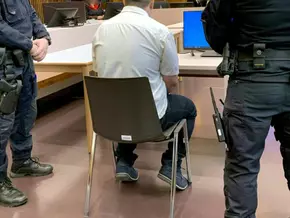 Prozess um Mordversuch mit Pfeil und Bogen in Graz