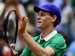 Halbfinal-Gipfeltreffen in Roland Garros mit  Sinner und Djokovic