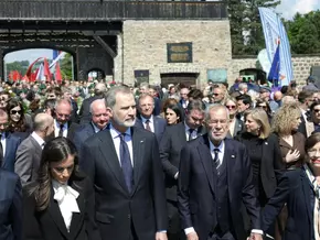 Mauthausen-Befreiungsfeier mit Mahnungen und Warnungen