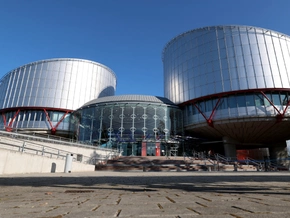 SPÖ und NEOS gegen Stocker-Vorstoß zu Menschenrechtsgericht