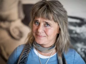 “Ich war die Allererste”: Rock-Musikerin Suzi Quatro wird 75