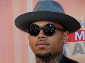 Chris Brown wegen Prügelattacke in London vor Gericht