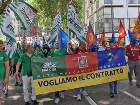Achtstündiger Streik der Metallarbeiter mit Kundgebung in Trient
