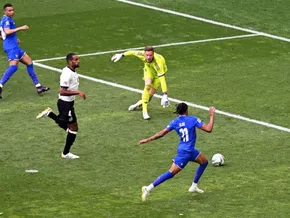 Frankreich nach 2:0 gegen Deutschland in NL auf Platz drei