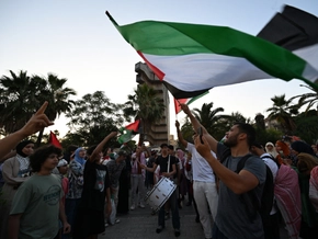 Hunderte Gaza-Aktivisten starten aus Tunesien nach Ägypten