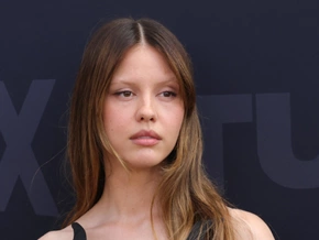 Mia Goth dreht mit Ryan Gosling
