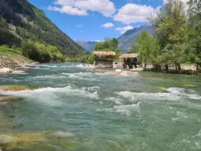 Wildbachverbauung revitalisiert Ahr bei St. Georgen