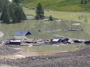 Keine Entwarnung nach Gletscherabbruch im Schweizer Wallis