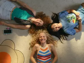 "Mädchen Mädchen: Ein diverses Remake
