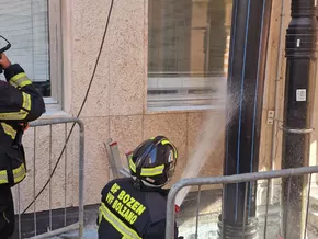 Brand bei Bauarbeiten im Bozner Krankenhaus