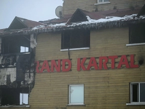 Prozess nach Hotel-Brand in Türkei mit 78 Toten gestartet
