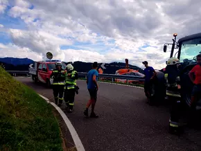 Elfjähriger mit dem Rad mit Traktor kollidiert