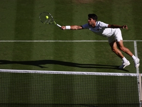 Alcaraz und Fritz im Wimbledon-Halbfinale - Sabalenka weiter