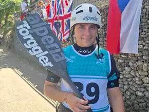 Annika Zoe Senoner verpasst klar den K1-Finallauf