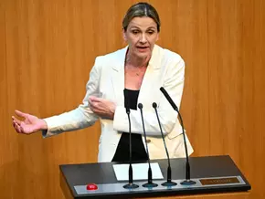 FPÖ sieht Skandal in NGO-Finanzierung