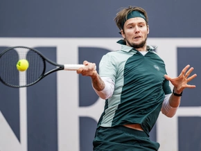 Topfavorit Bublik gewinnt nach Gstaad auch in Kitzbühel