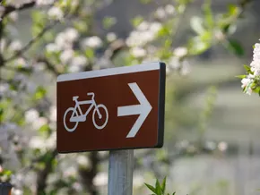 Neue Radverbindung in der Laura-Conti-Straße in Bozen