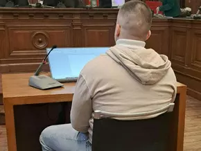 Tödlicher Attacke auf Vater: Zwölf Jahre und Einweisung
