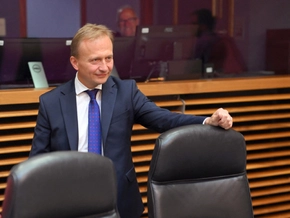 EU-Kommission: Mehrjahresbudget auf 2 Bio. Euro erhöhen