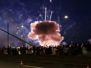 19 Verletzte durch Feuerwerk bei Kirmes in Düsseldorf