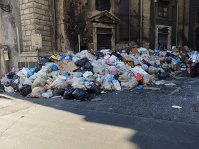 Siziliens Müll-Mafia: Krise in Italiens Urlaubsparadies