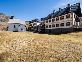 Schneeberg: Sicherheit und Schutzhaus im Fokus