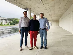 Neue Lagerhalle des Bauhofs im Stadtzentrum von Brixen