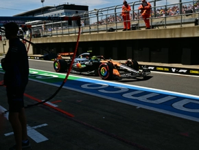 Norris mit Trainingsbestzeit in Silverstone - Ferrari stark
