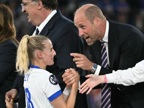 Wiegman nach “verrücktestem” Turnier wieder am Thron