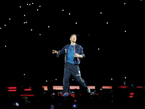 Affäre entlarvt? Video von Coldplay-Show geht viral