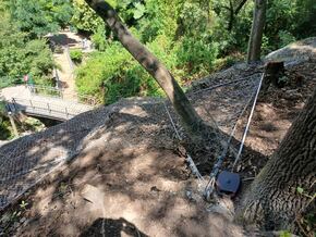 Schutz vor Steinschlaggefahr auf Meraner Sommerpromenade