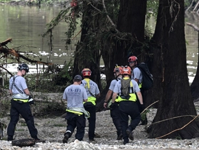 Sommercamp in Texas nach Flut verwüstet