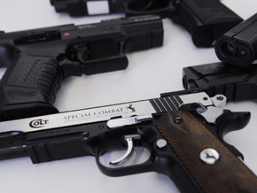 Festgenommener 15-jähriger Steirer hortet zahlreiche Waffen