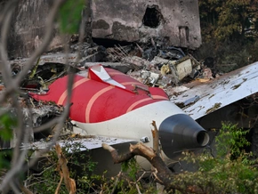 Vor Flugzeugabsturz in Indien Treibstoffzufuhr unterbrochen