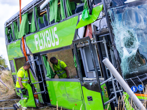 Unfall von Flixbus in Deutschland am Weg nach Wien