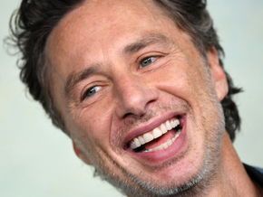 Zach Braff mit früheren Co-Stars in “Scrubs”-Neuauflage