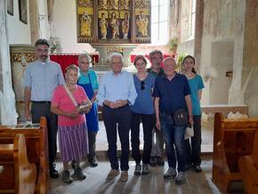 Präsident Mattarella überrascht mit stillen Kirchenbesuchen in Seis, St. Valentin und Völs