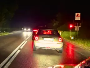 Murengefahr auf Dolomitenstraße: Autofahrer missachten rote Ampeln