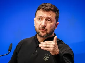 Selenskyj deutet mehr Gegenangriffe an