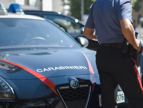 Carabinieri stellen raffinierten Taschendieb in Bozen
