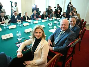 Regierung einigt sich auf Nulllohnrunde für Spitzenpolitiker