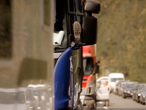 Bezirksgemeinschaft fordert dynamische dritte Spur auf Pustertaler Straße