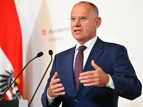 Karner sieht "gute und ordentliche Bilanz" bei Abschiebungen