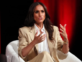 Meghan lädt wieder “With Love” an den Herd